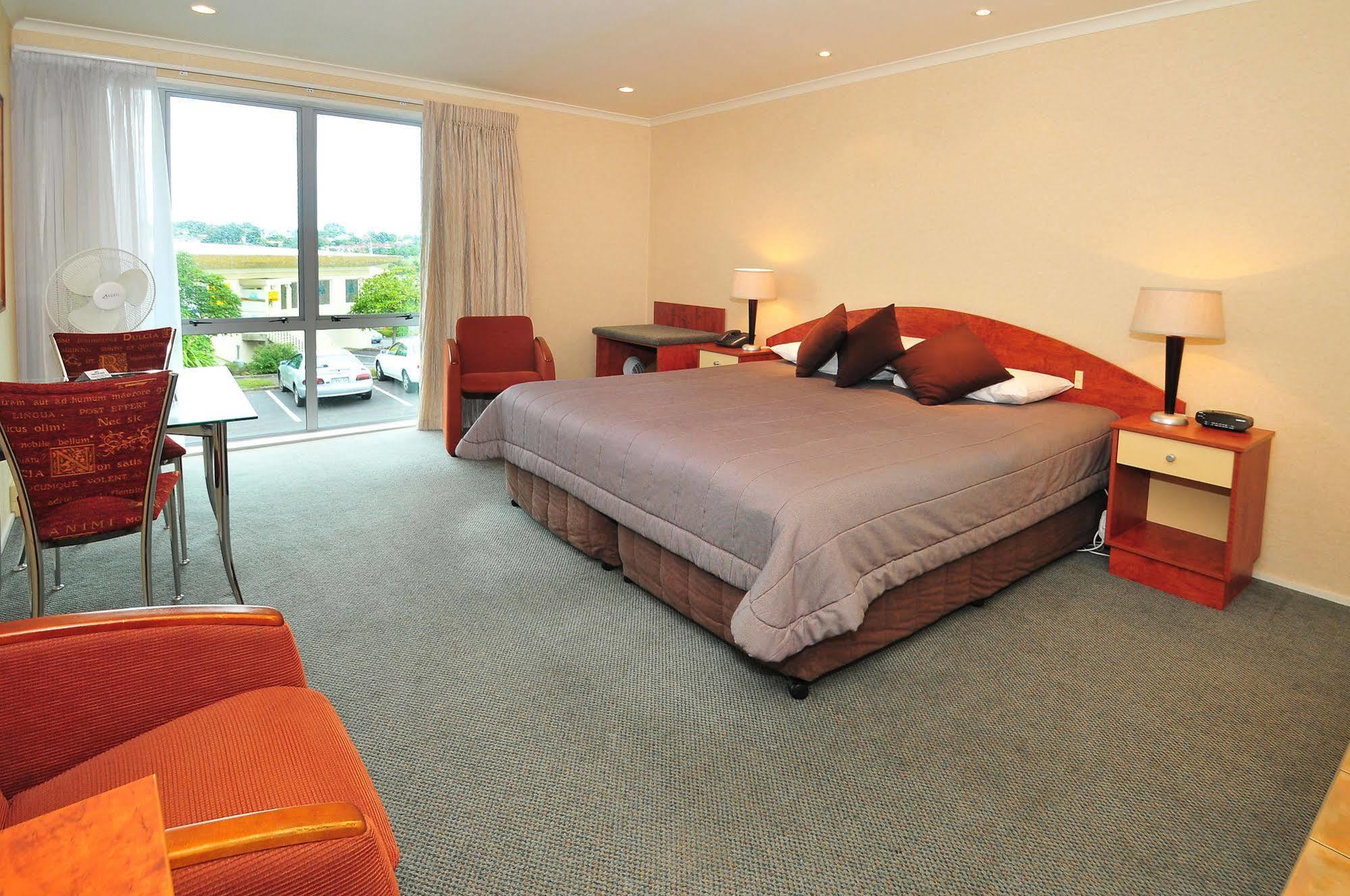 Aristotles North Shore Auckland Exterior photo
