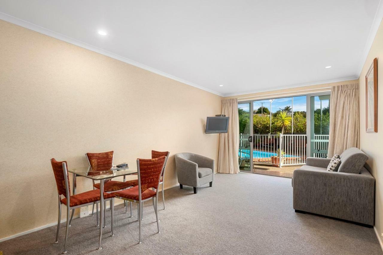 Aristotles North Shore Auckland Exterior photo